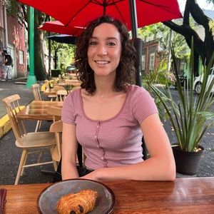 Meet your Posher, Stephanie